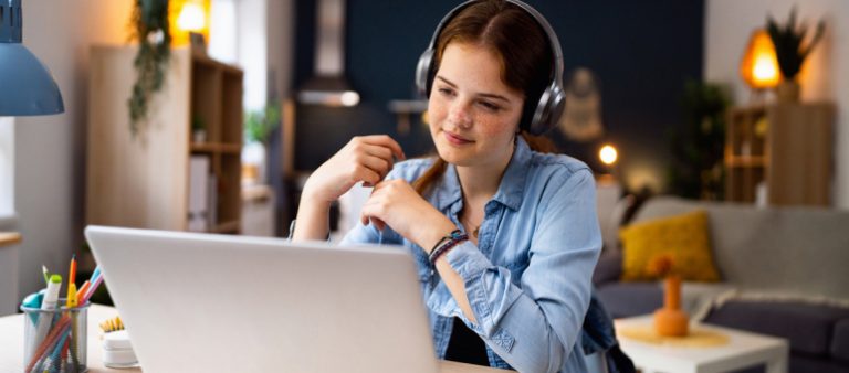 Vale A Pena Fazer Um Cursinho Online Para Medicina Poliedro Curso